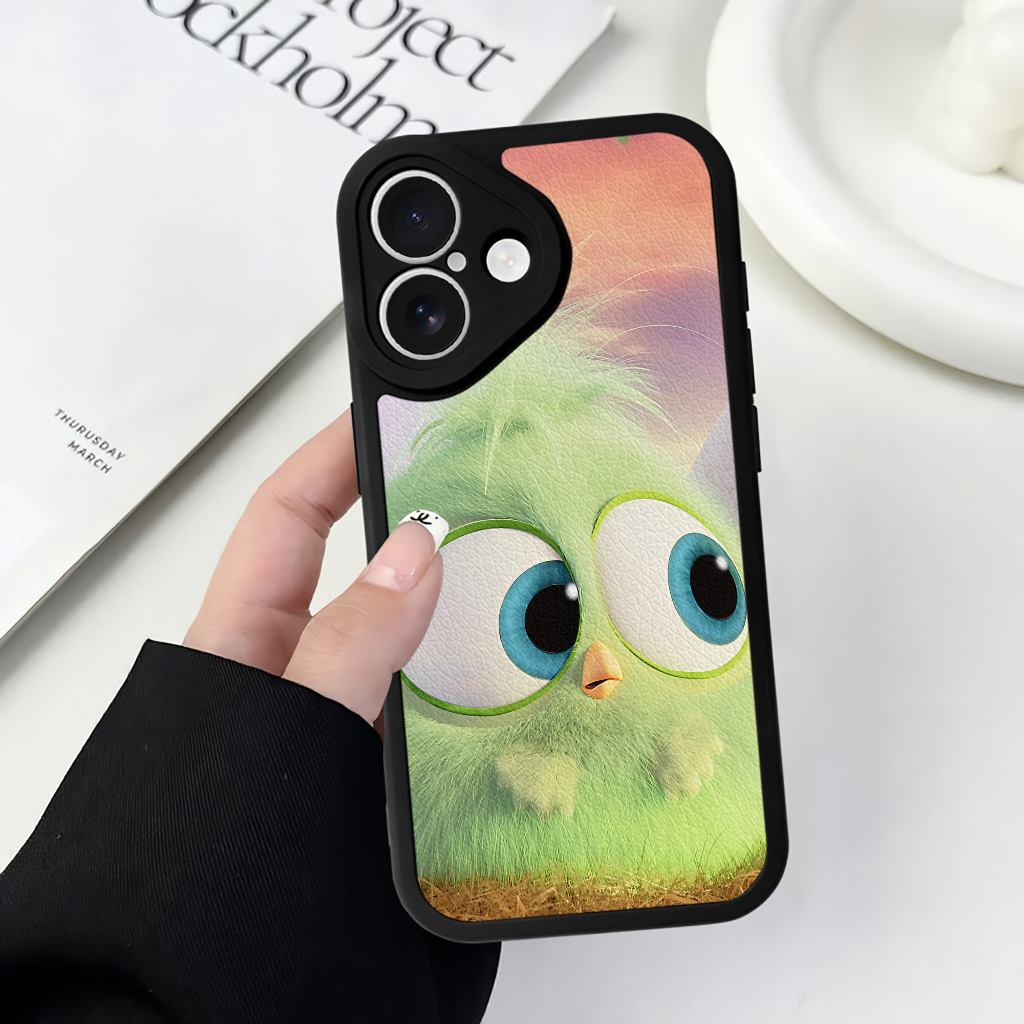（画像用） Angry Birds アングリーバード 【iPhone 16シリーズ対応】シリコンスマホケース（レザー調） 材質：シリコン